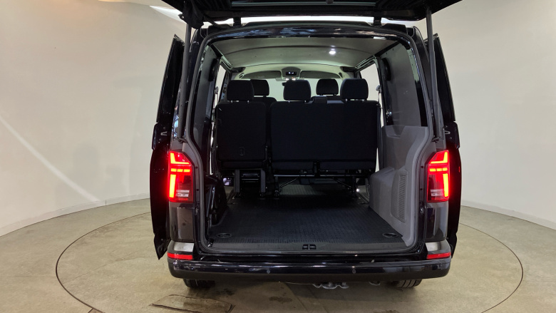 Volkswagen Transporter T32 Swb Diesel 2.0 BiTDI 204 Highline Kombi Van DSG